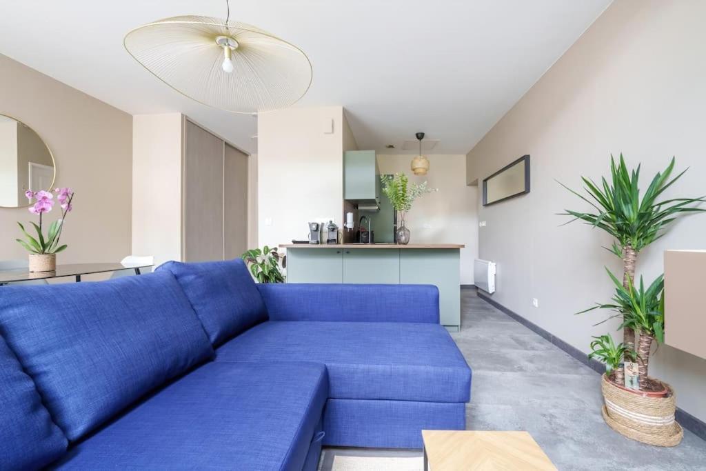 Appartement Lumineux Avec Cour ショーモン エクステリア 写真