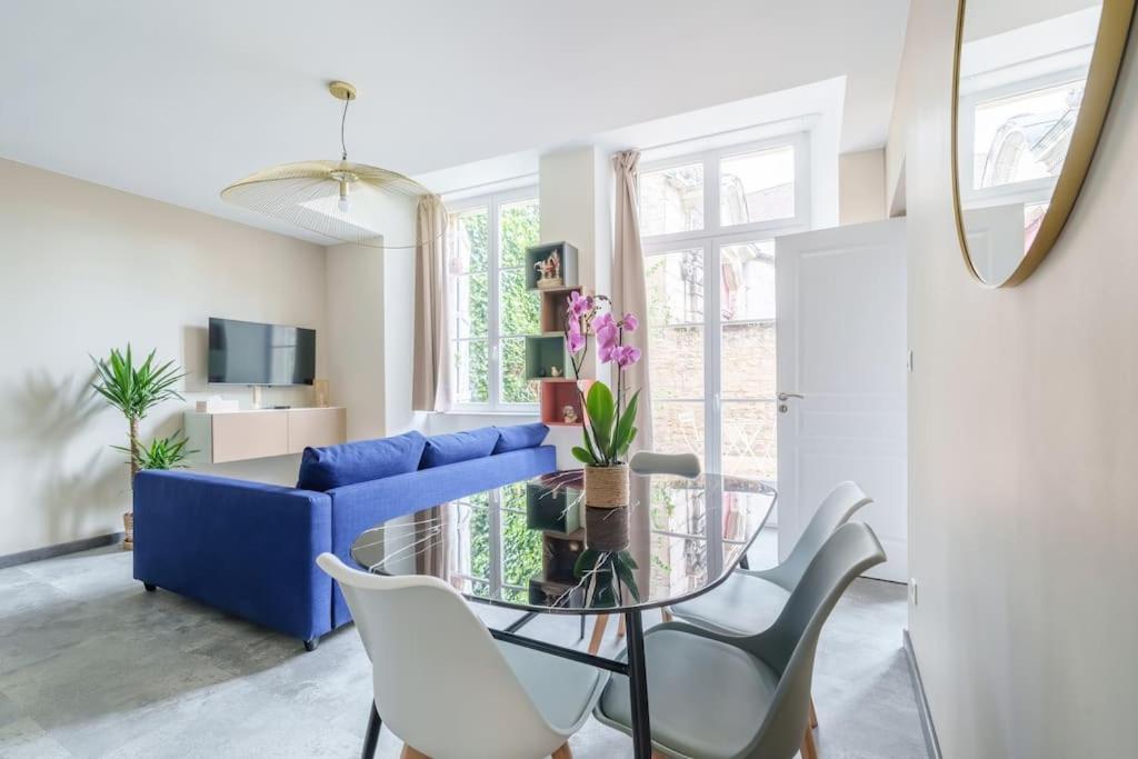 Appartement Lumineux Avec Cour ショーモン エクステリア 写真
