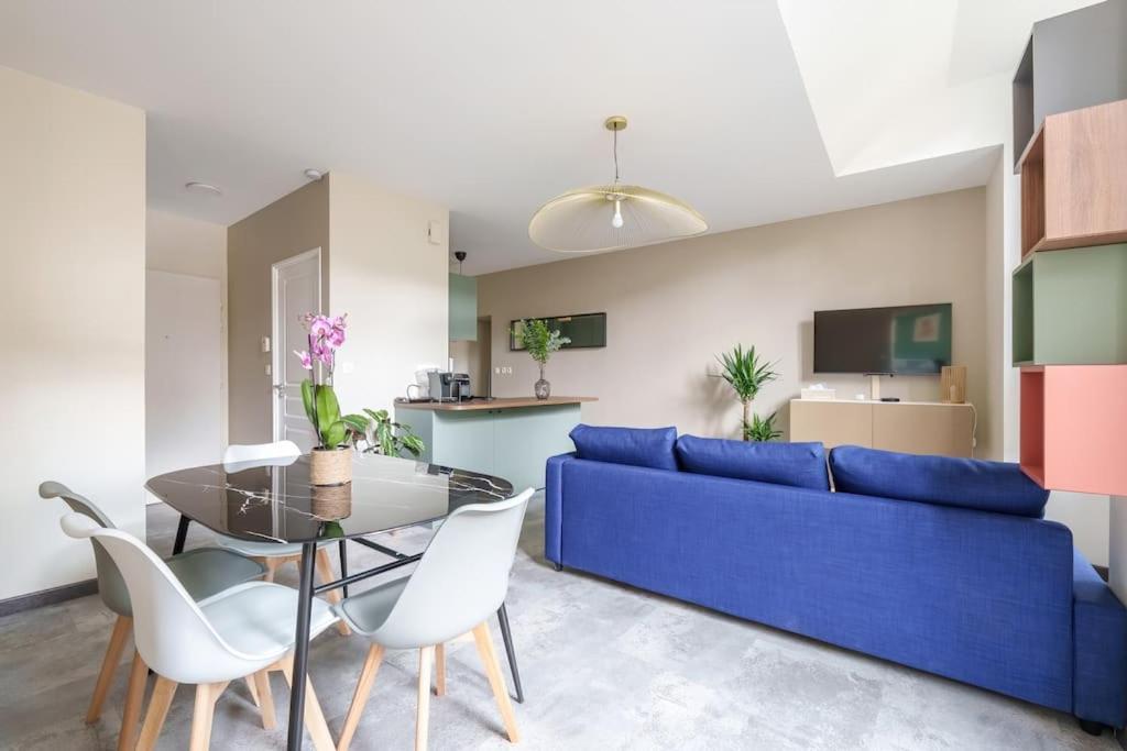 Appartement Lumineux Avec Cour ショーモン エクステリア 写真