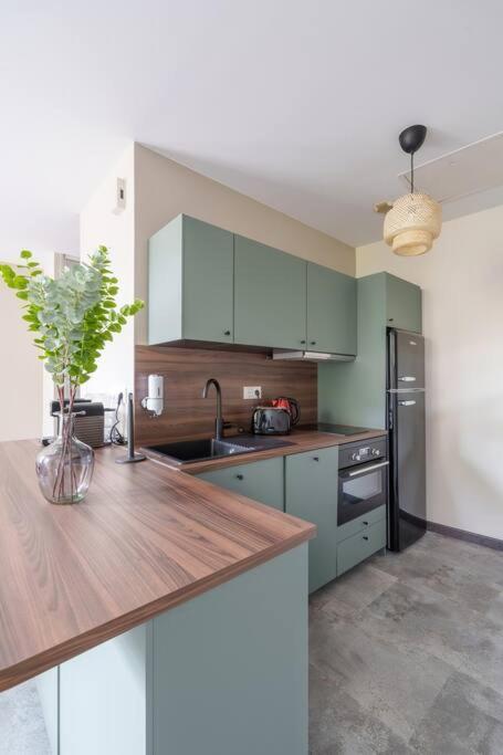 Appartement Lumineux Avec Cour ショーモン エクステリア 写真