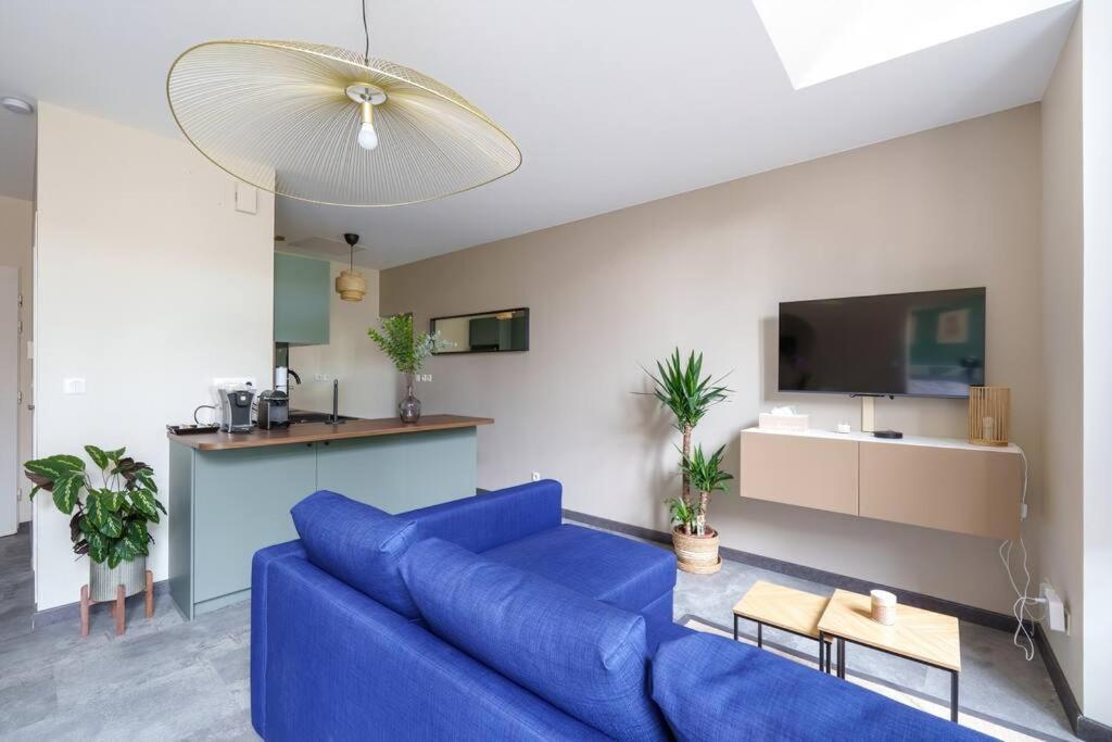 Appartement Lumineux Avec Cour ショーモン エクステリア 写真